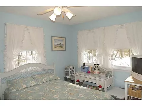 46 Blackinton Dr, Glocester, RI 02814 photo 9