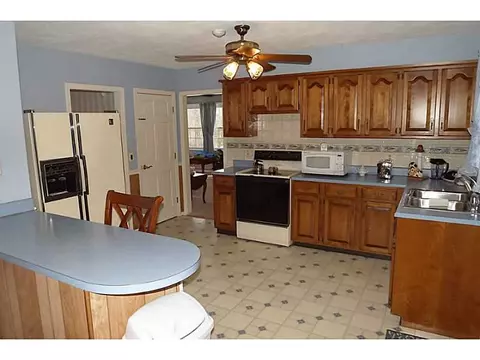 46 Blackinton Dr, Glocester, RI 02814 photo 4