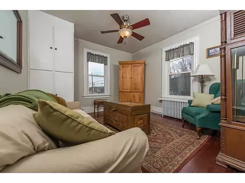 916 Logee St, Woonsocket, RI 02895 photo 11