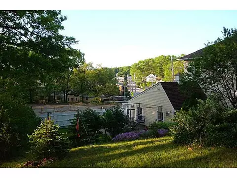 916 Logee St, Woonsocket, RI 02895 photo 23
