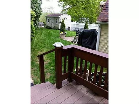 916 Logee St, Woonsocket, RI 02895 photo 22