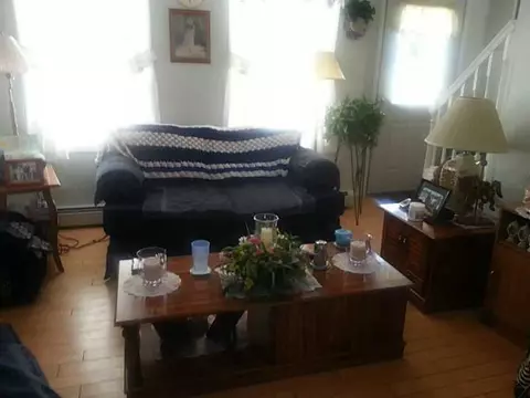 42 Welles St, Woonsocket, RI 02895 photo 4