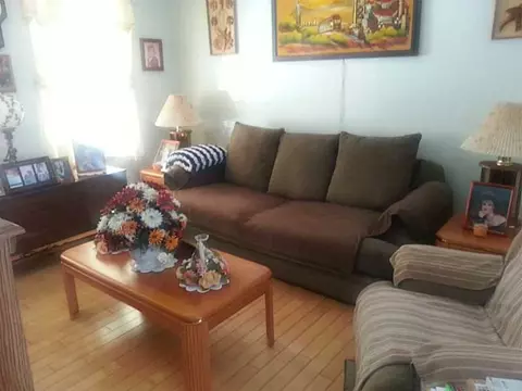 42 Welles St, Woonsocket, RI 02895 photo 8