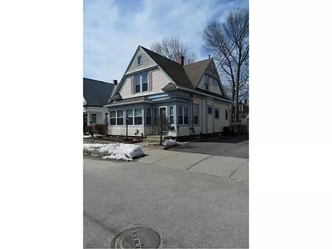 34 Collins St, Woonsocket, RI 02895 photo 1