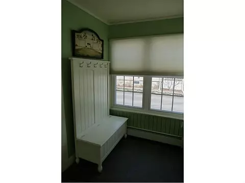 34 Collins St, Woonsocket, RI 02895 photo 13