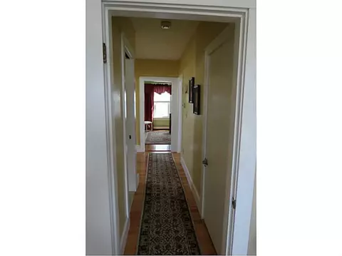 34 Collins St, Woonsocket, RI 02895 photo 20