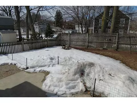 34 Collins St, Woonsocket, RI 02895 photo 21