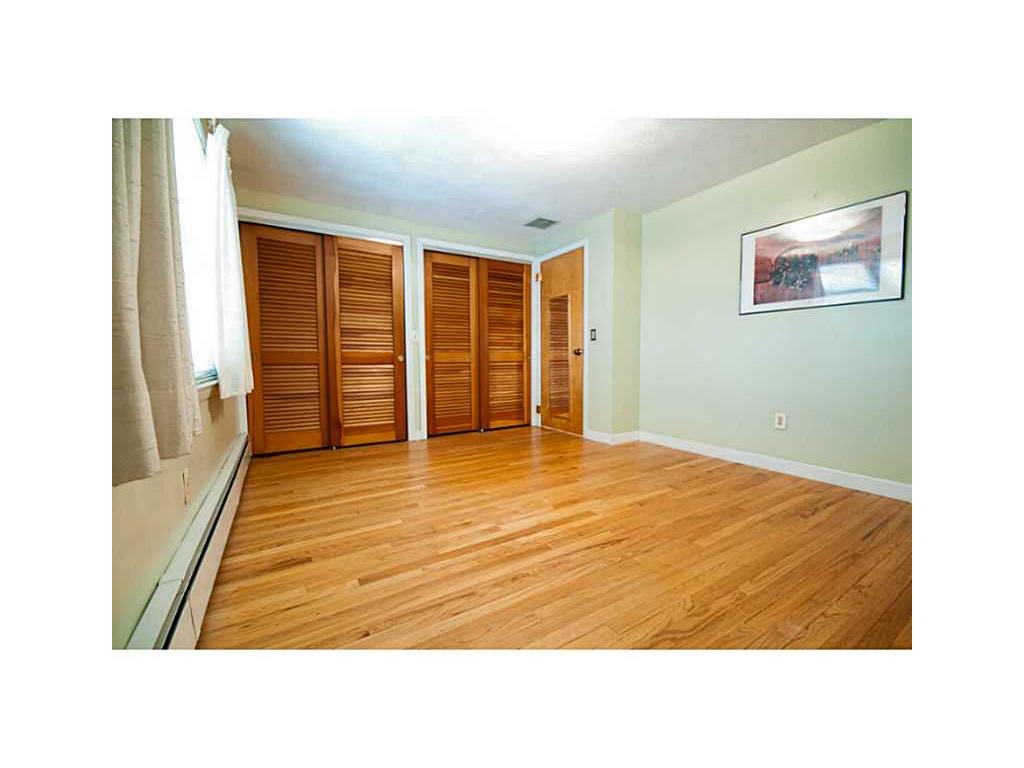 95 Rip Van Winkle Cir, Warwick, RI 02886 photo 12