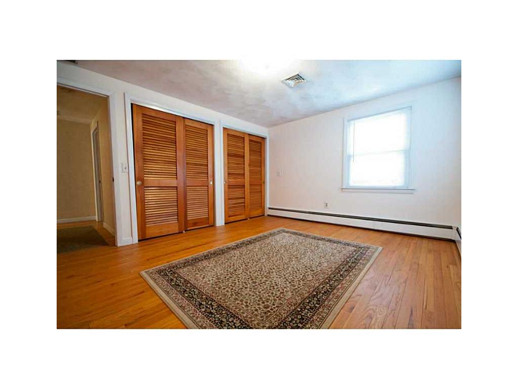 95 Rip Van Winkle Cir, Warwick, RI 02886 photo 10