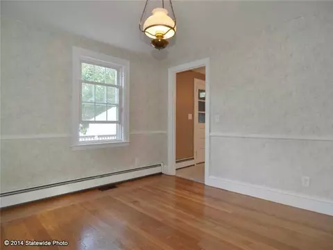 99 Thurman St, Warwick, RI 02888 photo 9
