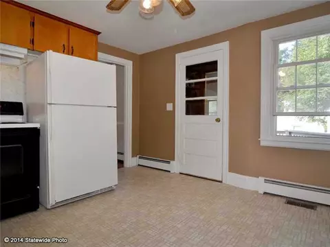 99 Thurman St, Warwick, RI 02888 photo 6