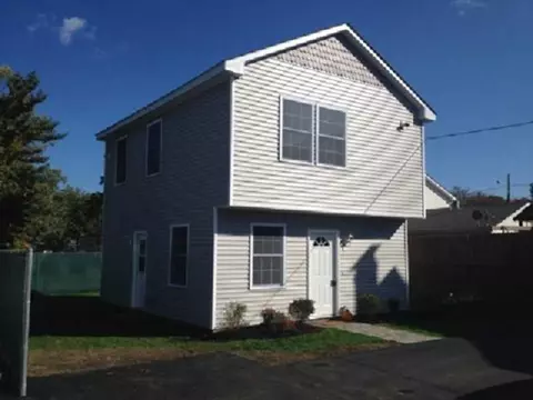 472 Warwick Ave, Warwick, RI 02888 photo 1