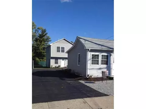 472 Warwick Ave, Warwick, RI 02888 photo 3