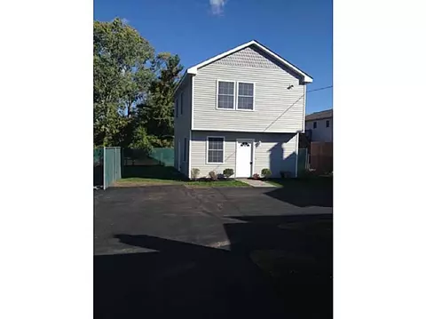 472 Warwick Ave, Warwick, RI 02888 photo 2