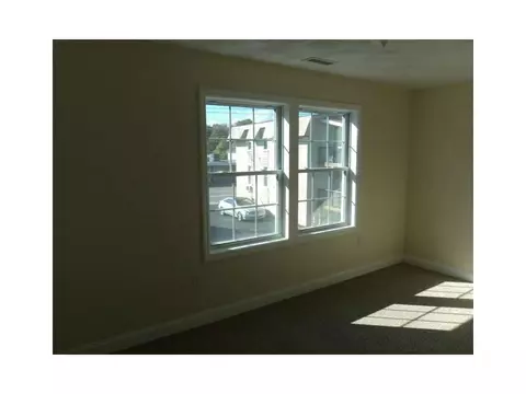 472 Warwick Ave, Warwick, RI 02888 photo 7