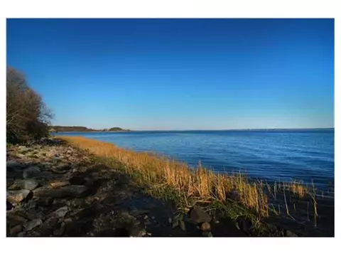 14 Beacon Ave, Warwick, RI 02889 photo 8