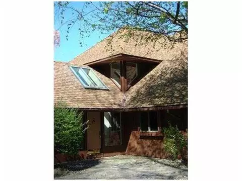 14 Beacon Ave, Warwick, RI 02889 photo 5