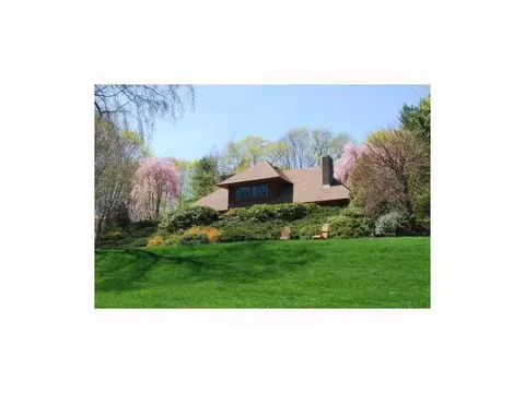 14 Beacon Ave, Warwick, RI 02889 photo 17