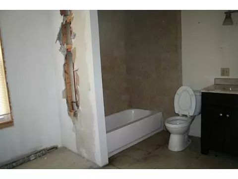 255 Front St, Woonsocket, RI 02895 photo 16