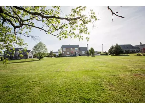 190 Compton View Dr, Middletown, RI 02842 photo 25