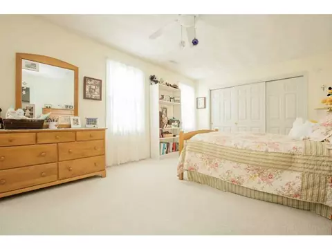 190 Compton View Dr, Middletown, RI 02842 photo 16