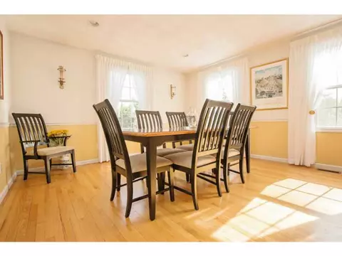 190 Compton View Dr, Middletown, RI 02842 photo 12