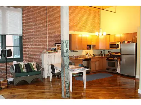 99 Allen St #202, Woonsocket, RI 02895 photo 4
