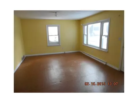 868 Manville Rd, Woonsocket, RI 02895 photo 7