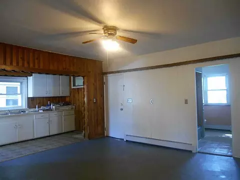 591 Main St, Warren, RI 02885 photo 7