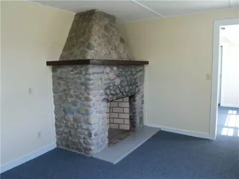 37 Weekapaug Rd, Westerly, RI 02891 photo 6