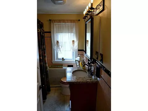 87 Harmony Ct, Warwick, RI 02889 photo 10