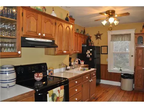 242 Chestnut Oak Rd, Glocester, RI 02814 photo 7