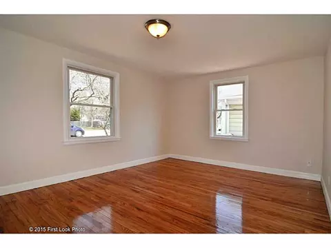 222 Main Ave, Warwick, RI 02886 photo 16