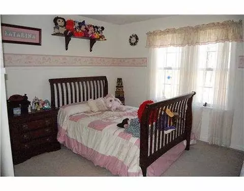 773 Putnam Pike, Glocester, RI 02814 photo 11