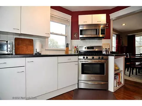 20 Mayfair Rd, Warwick, RI 02888 photo 5