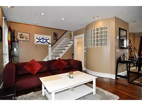 20 Mayfair Rd, Warwick, RI 02888 photo 11
