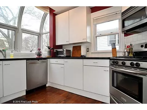 20 Mayfair Rd, Warwick, RI 02888 photo 6