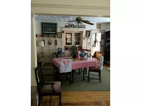 233 2nd Ave, Woonsocket, RI 02895 photo 11