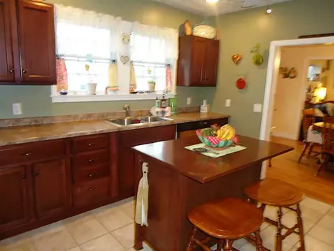 30 E Barrows St, Cumberland, RI 02864 photo 13
