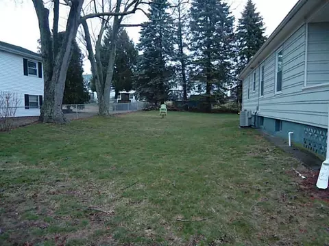 30 E Barrows St, Cumberland, RI 02864 photo 21