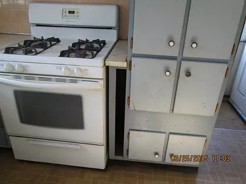 54 Adrian St, Warwick, RI 02886 photo 7