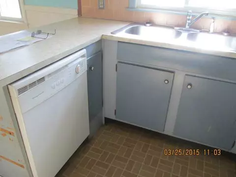54 Adrian St, Warwick, RI 02886 photo 8