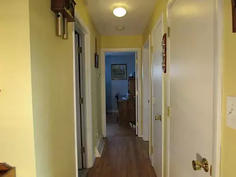 610 Logee St, Woonsocket, RI 02895 photo 4