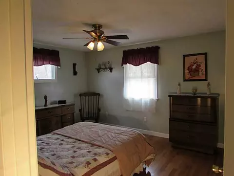 610 Logee St, Woonsocket, RI 02895 photo 6