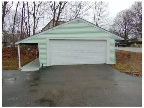 2340 Diamond Hill Rd, Woonsocket, RI 02895 photo 19