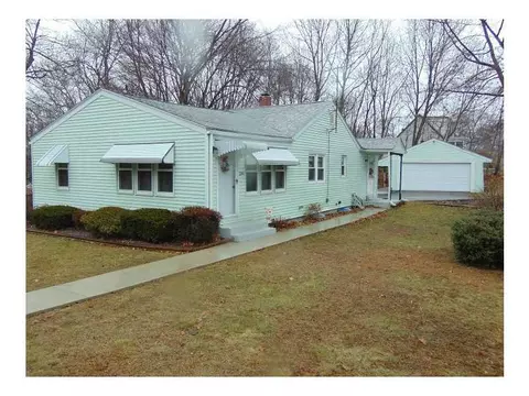2340 Diamond Hill Rd, Woonsocket, RI 02895 photo 1