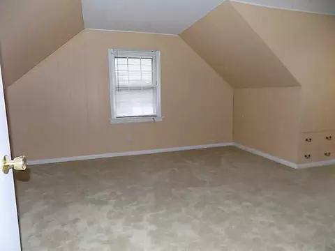 92 Elder Ave, East Providence, RI 02915 photo 12