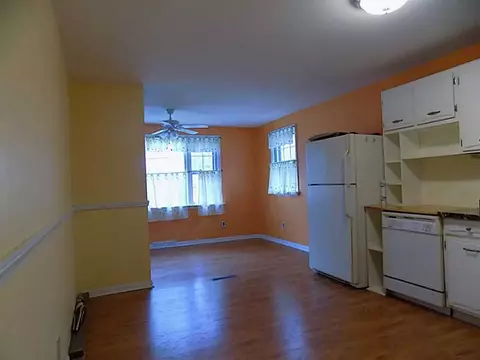 92 Elder Ave, East Providence, RI 02915 photo 6