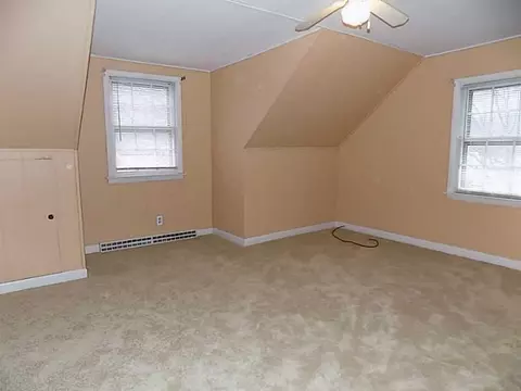 92 Elder Ave, East Providence, RI 02915 photo 11