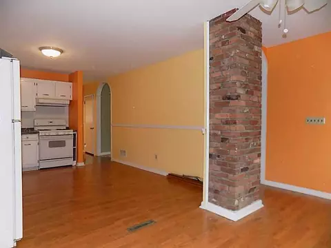92 Elder Ave, East Providence, RI 02915 photo 5